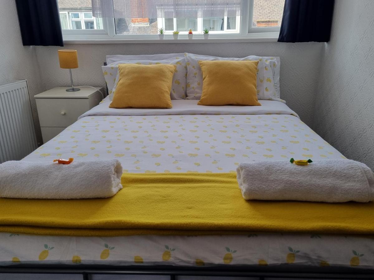 Your Home Away From Home. Leeds  Bagian luar foto