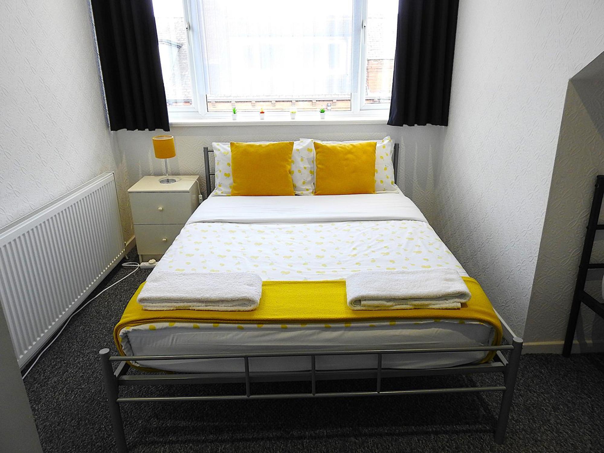 Your Home Away From Home. Leeds  Bagian luar foto